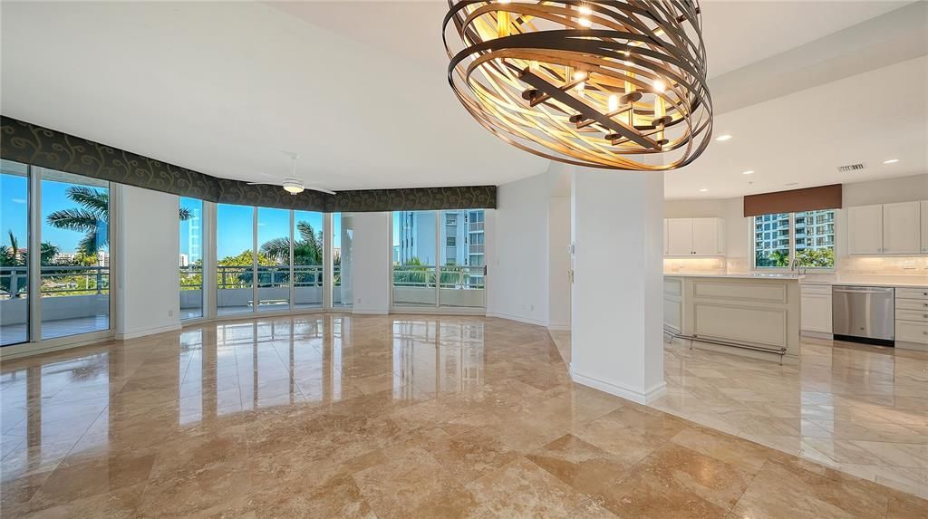 For Sale: $2,895,000 (3 beds, 4 baths, 3315 Square Feet)