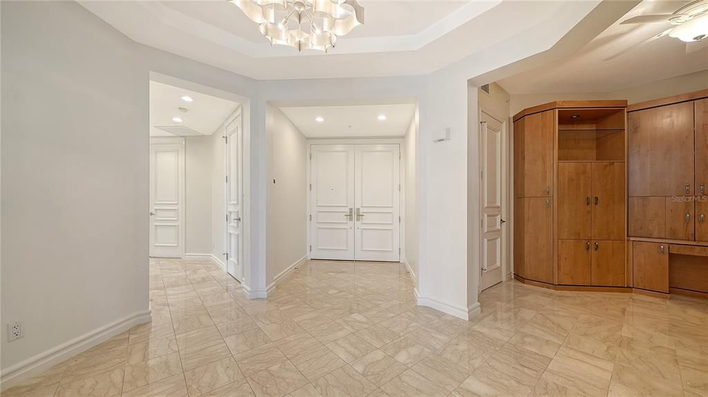 For Sale: $2,895,000 (3 beds, 4 baths, 3315 Square Feet)