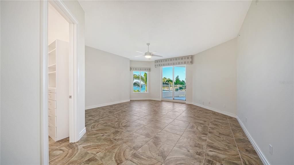 For Sale: $2,895,000 (3 beds, 4 baths, 3315 Square Feet)