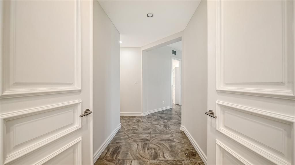 For Sale: $2,895,000 (3 beds, 4 baths, 3315 Square Feet)