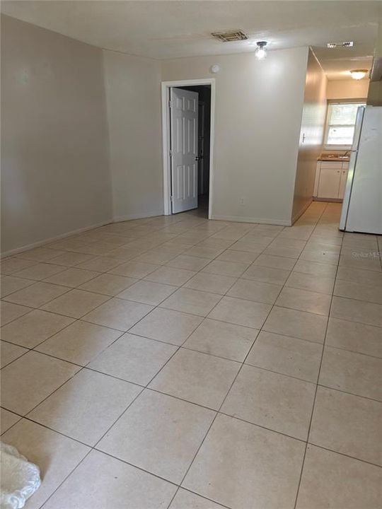 For Sale: $379,000 (6 beds, 0 baths, 1650 Square Feet)
