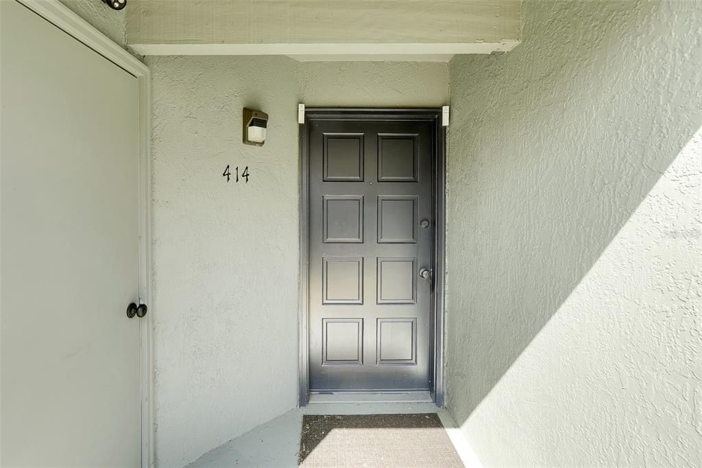 For Sale: $210,000 (2 beds, 2 baths, 934 Square Feet)