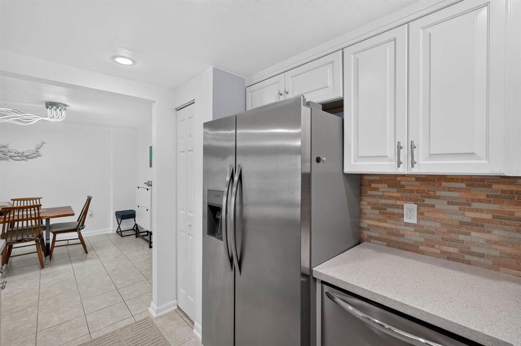 En Venta: $375,000 (2 camas, 2 baños, 1255 Pies cuadrados)