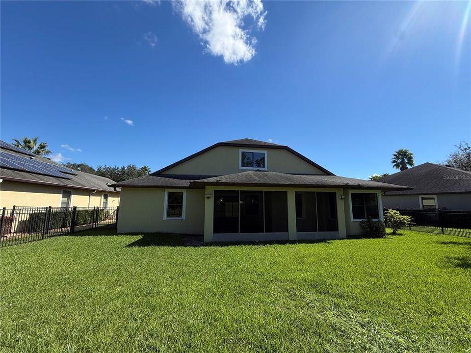 For Sale: $545,000 (4 beds, 4 baths, 2849 Square Feet)