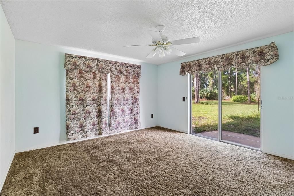 For Sale: $450,000 (3 beds, 2 baths, 1926 Square Feet)