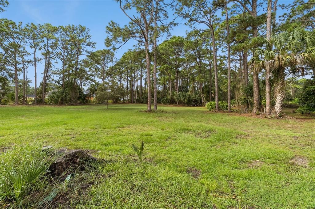 For Sale: $450,000 (3 beds, 2 baths, 1926 Square Feet)