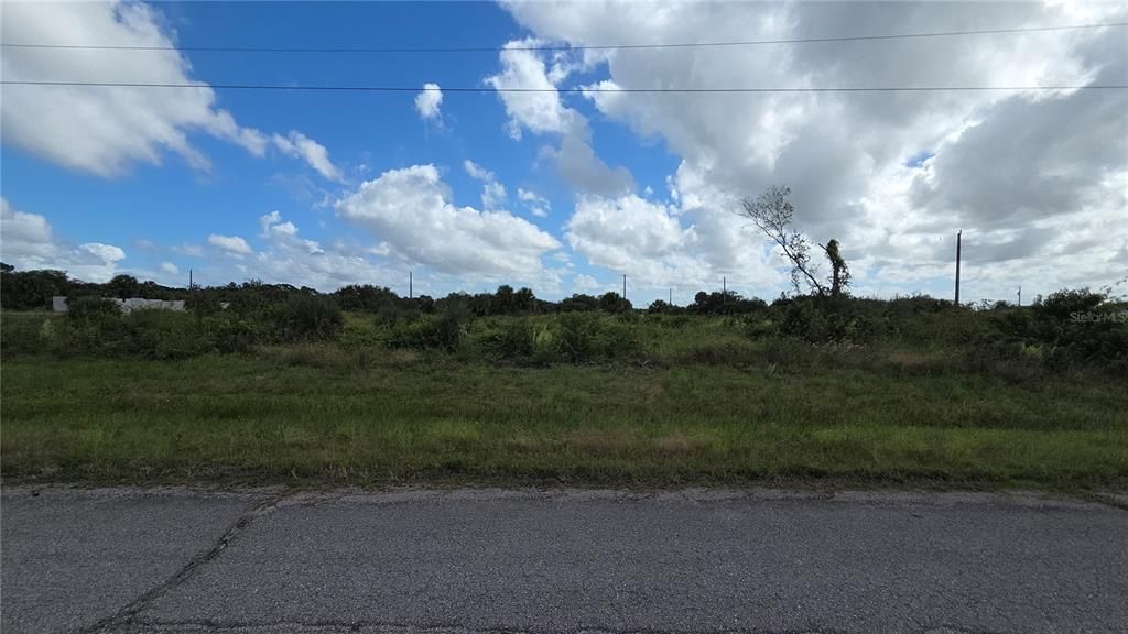 待售: $35,000 (0.29 acres)
