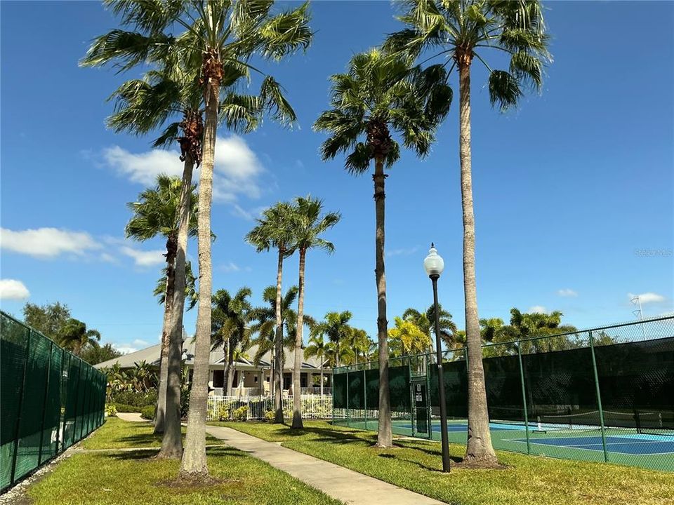 En Venta: $509,000 (3 camas, 2 baños, 2088 Pies cuadrados)
