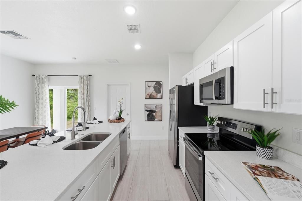For Sale: $424,950 (3 beds, 2 baths, 1364 Square Feet)