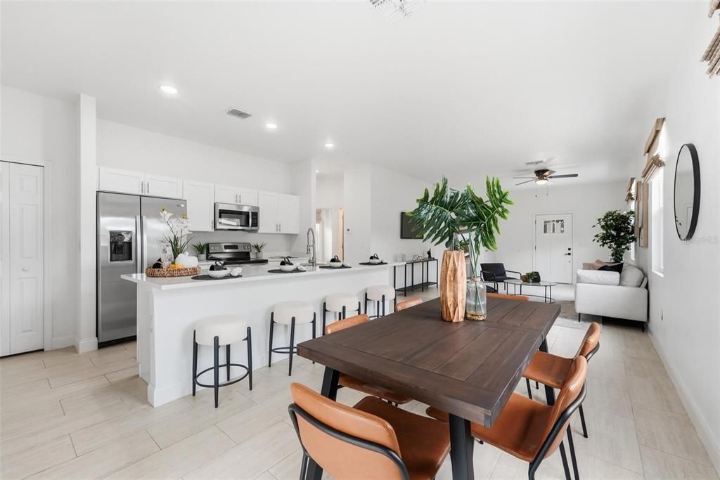 For Sale: $424,950 (3 beds, 2 baths, 1364 Square Feet)