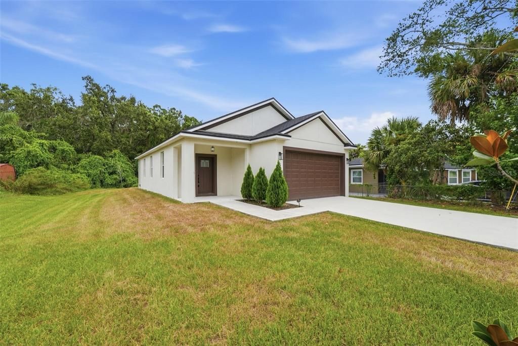 For Sale: $424,950 (3 beds, 2 baths, 1364 Square Feet)