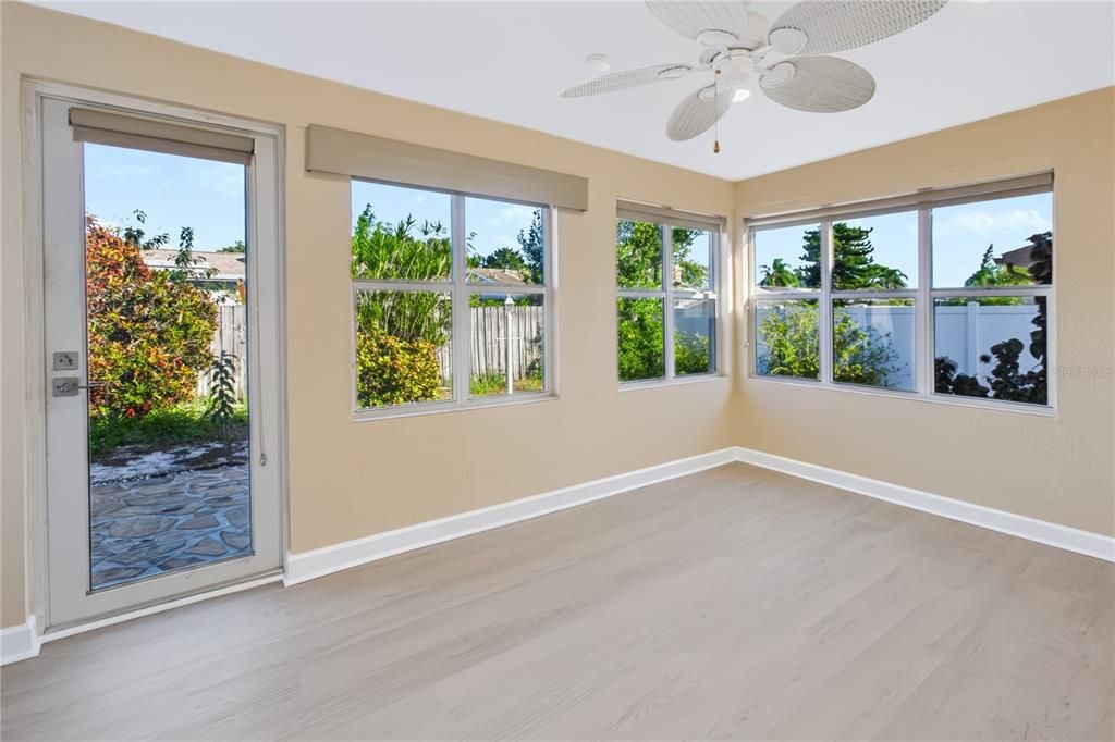 For Rent: $2,750 (3 beds, 2 baths, 1668 Square Feet)
