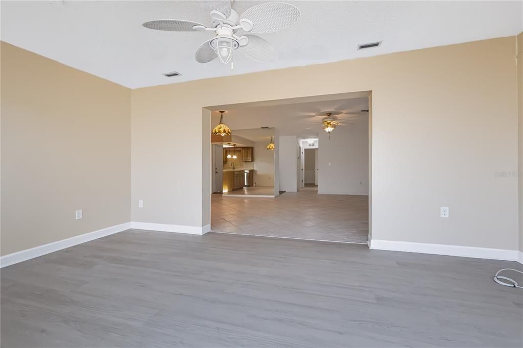 For Rent: $2,750 (3 beds, 2 baths, 1668 Square Feet)