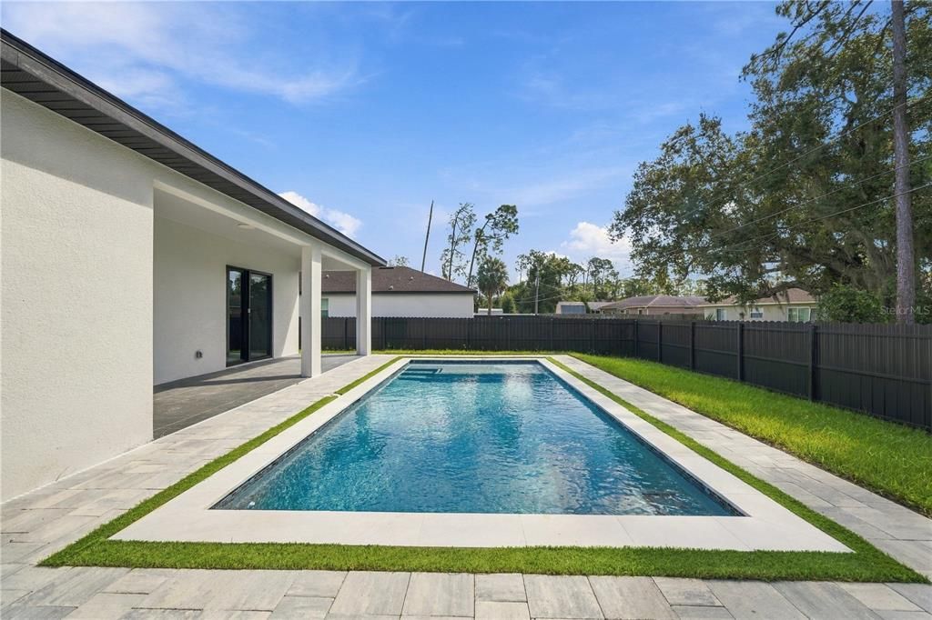 For Sale: $469,000 (3 beds, 2 baths, 1741 Square Feet)