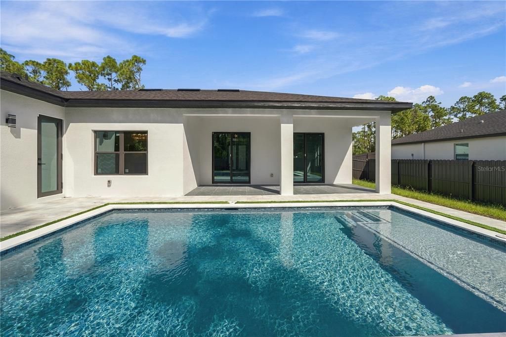 For Sale: $469,000 (3 beds, 2 baths, 1741 Square Feet)
