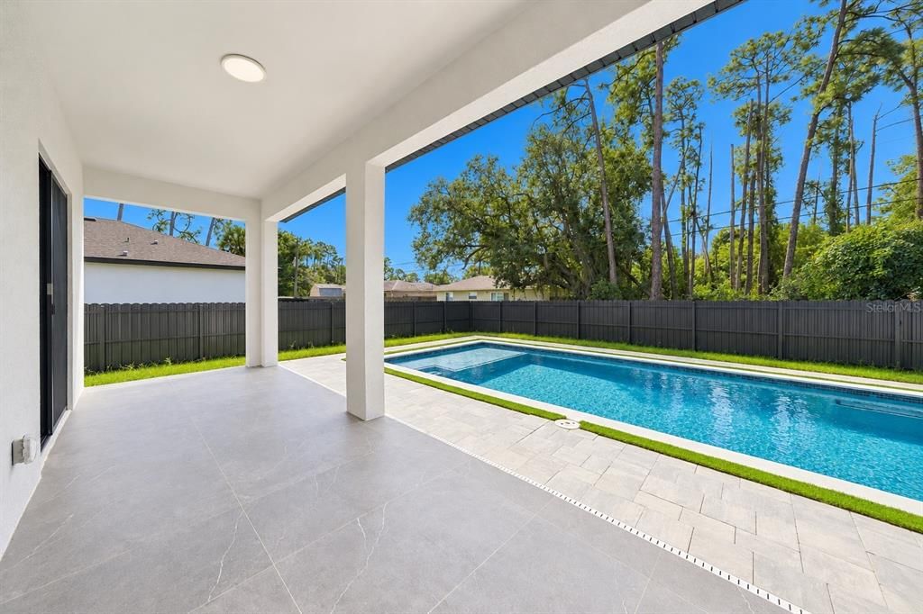 For Sale: $469,000 (3 beds, 2 baths, 1741 Square Feet)