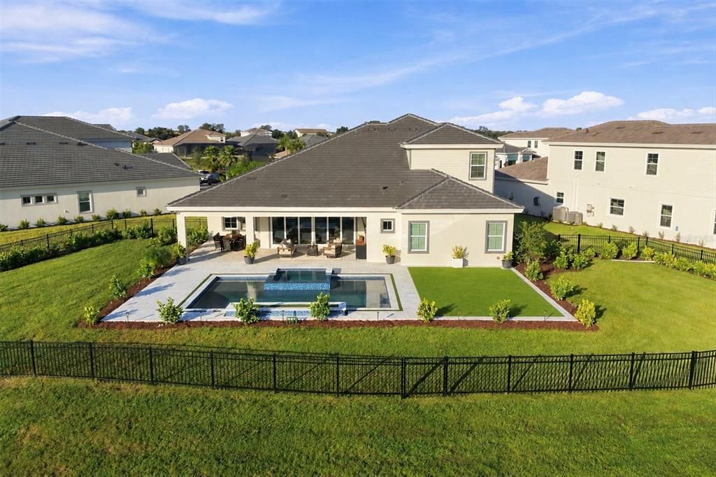 For Sale: $1,925,000 (5 beds, 5 baths, 4522 Square Feet)