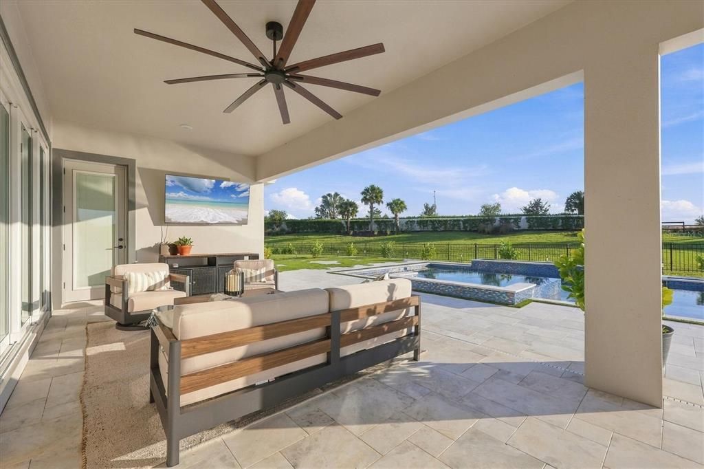 For Sale: $1,925,000 (5 beds, 5 baths, 4522 Square Feet)