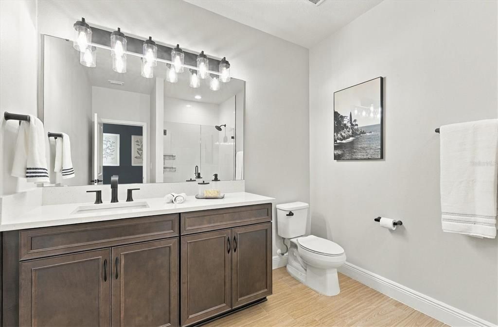 For Sale: $1,925,000 (5 beds, 5 baths, 4522 Square Feet)