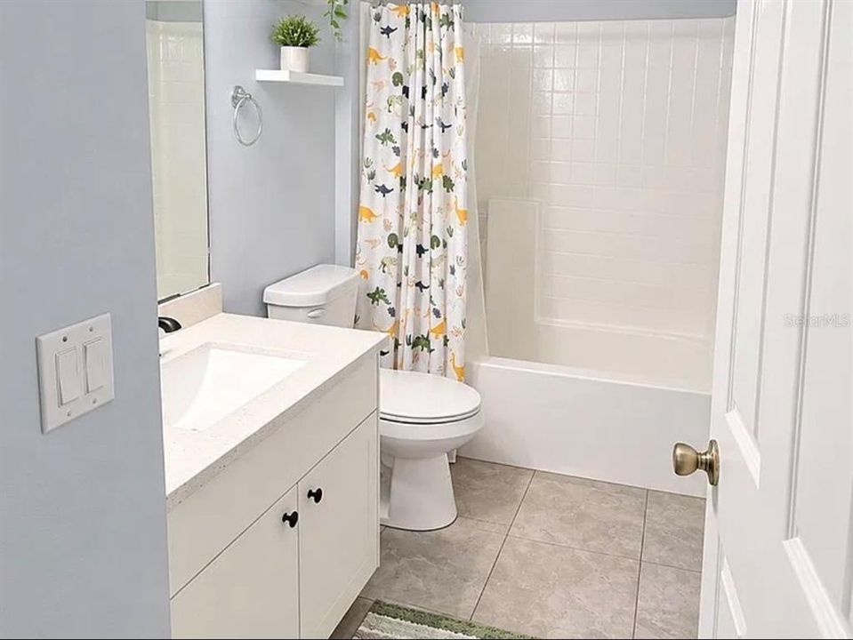 For Sale: $369,900 (4 beds, 2 baths, 1800 Square Feet)