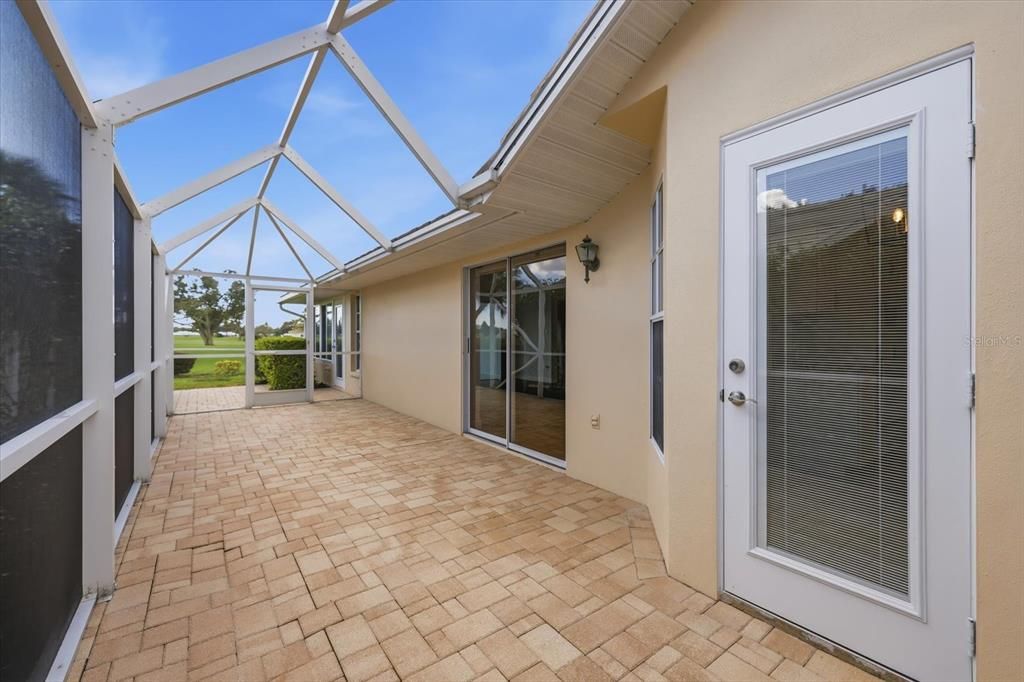 En Venta: $369,000 (2 camas, 2 baños, 1735 Pies cuadrados)