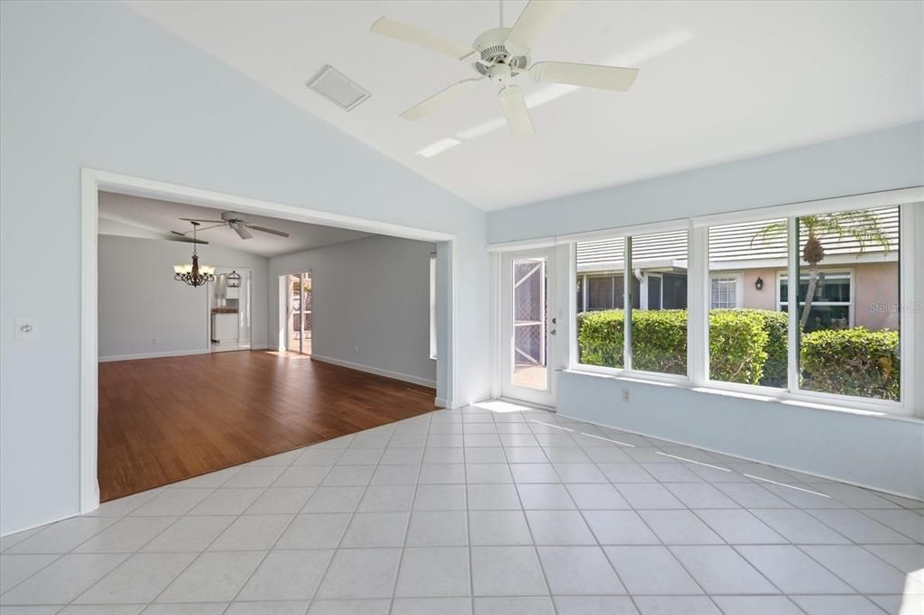 En Venta: $369,000 (2 camas, 2 baños, 1735 Pies cuadrados)