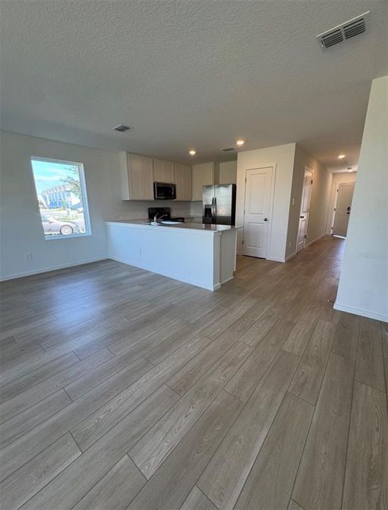 В аренду: $2,250 (3 спален, 2 ванн, 2148 Квадратных фут)