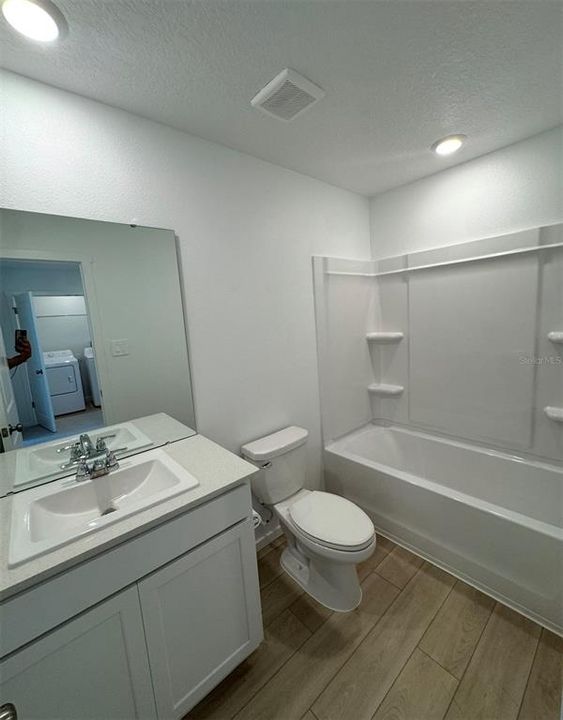 В аренду: $2,250 (3 спален, 2 ванн, 2148 Квадратных фут)