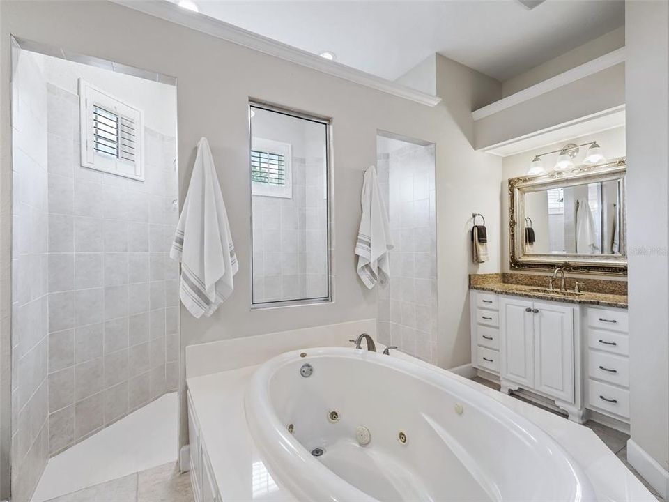 En Venta: $1,299,000 (3 camas, 2 baños, 2552 Pies cuadrados)