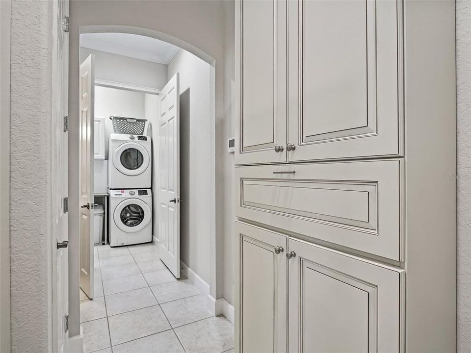 En Venta: $1,299,000 (3 camas, 2 baños, 2552 Pies cuadrados)