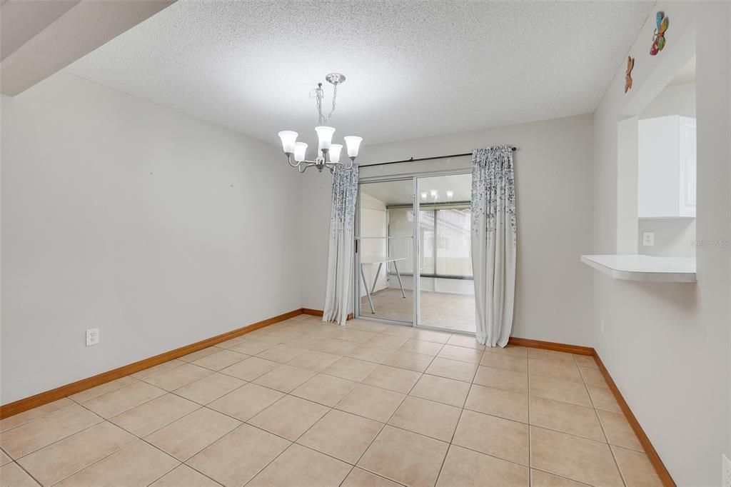 En Venta: $245,000 (2 camas, 1 baños, 1078 Pies cuadrados)
