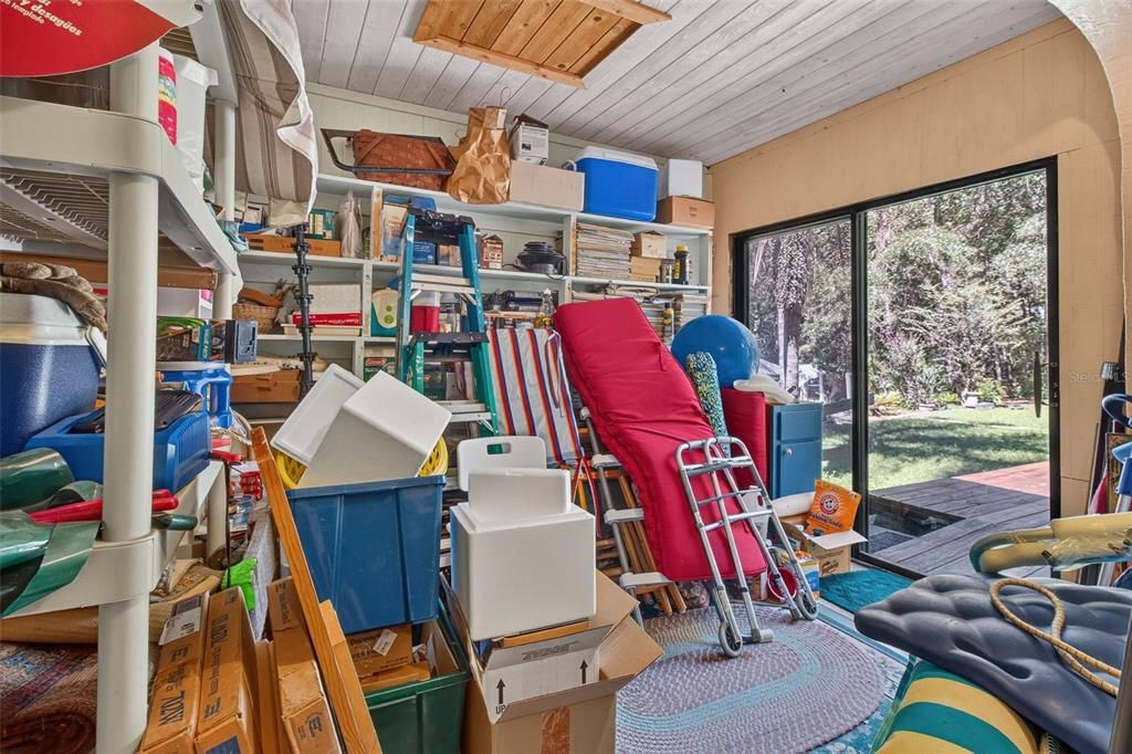 For Sale: $489,900 (3 beds, 3 baths, 2200 Square Feet)
