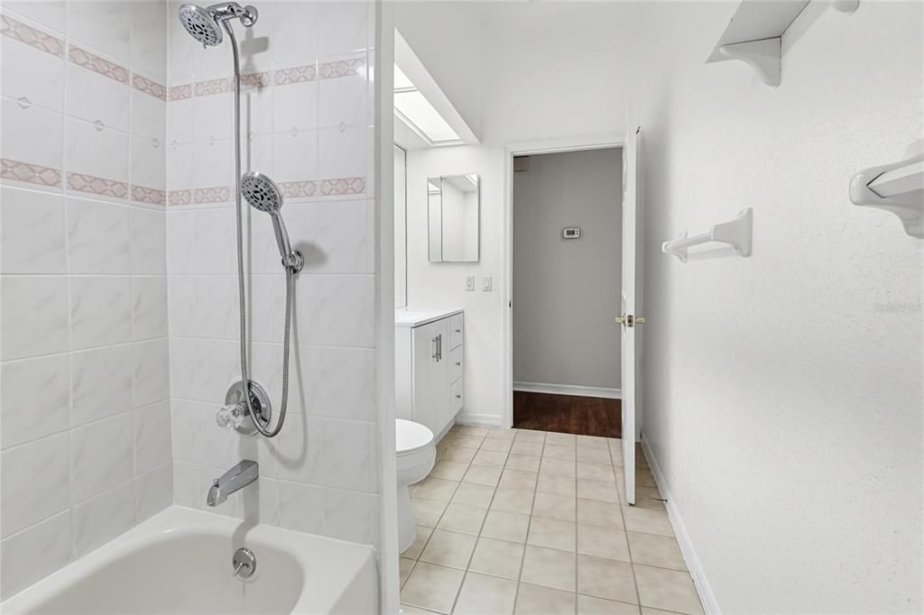 For Sale: $434,900 (3 beds, 2 baths, 2092 Square Feet)