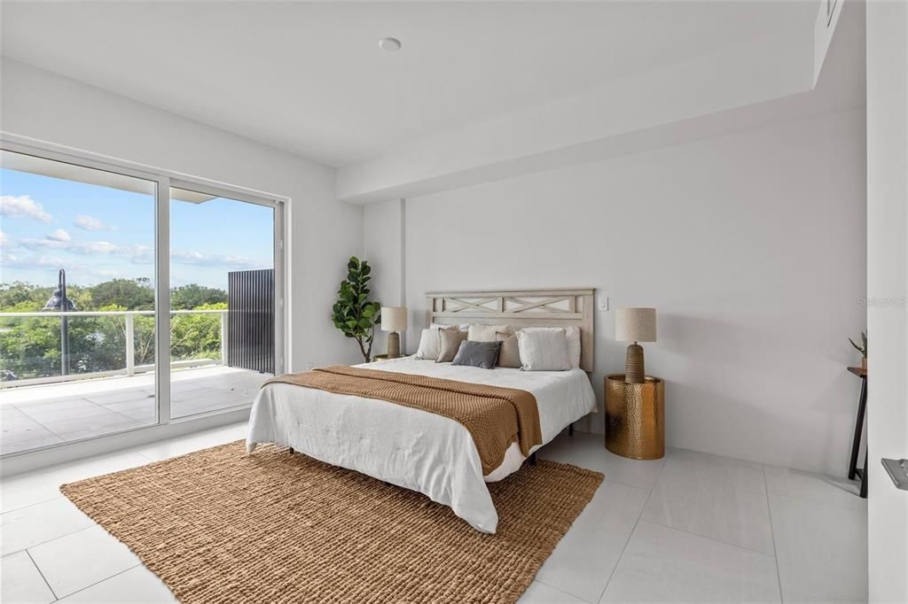 For Sale: $1,375,000 (2 beds, 2 baths, 1420 Square Feet)