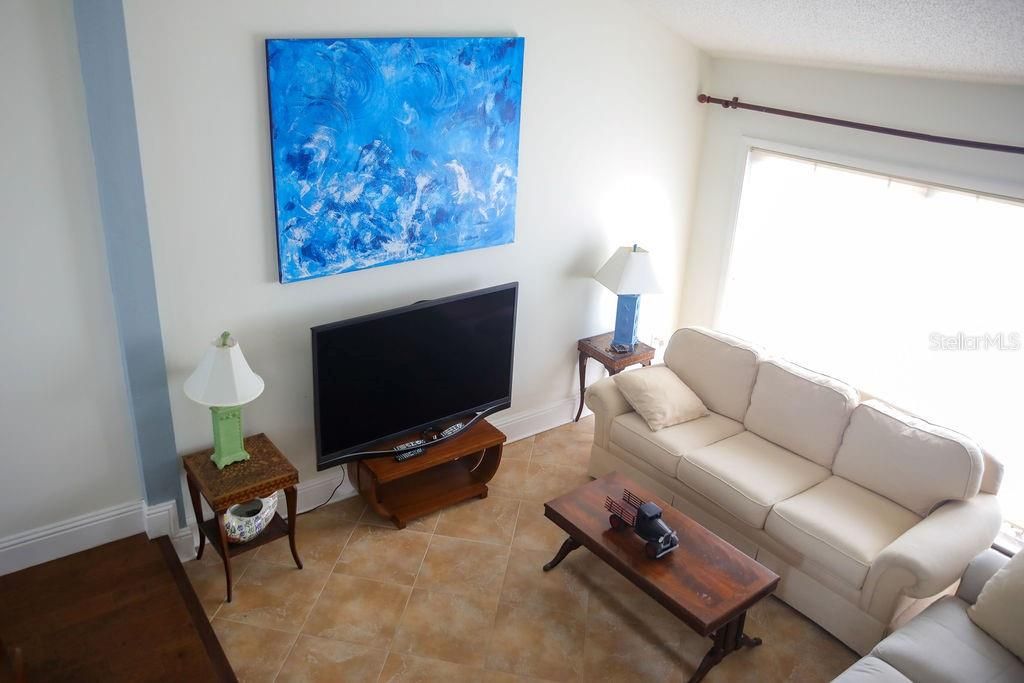 В аренду: $4,500 (3 спален, 2 ванн, 2124 Квадратных фут)