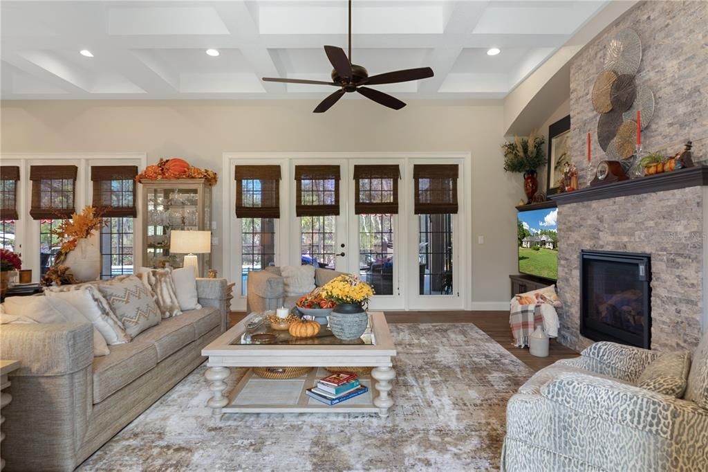 For Sale: $789,000 (3 beds, 2 baths, 2534 Square Feet)
