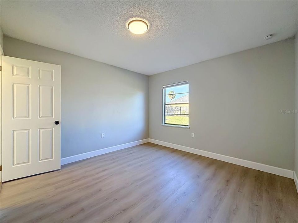 For Sale: $369,000 (3 beds, 2 baths, 1502 Square Feet)