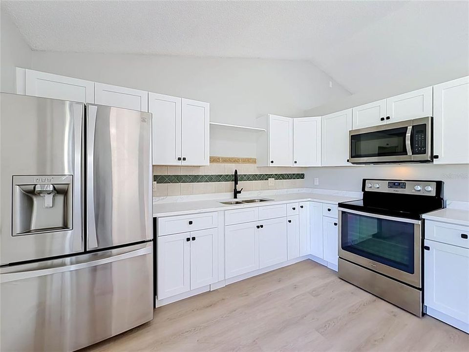 For Sale: $369,000 (3 beds, 2 baths, 1502 Square Feet)