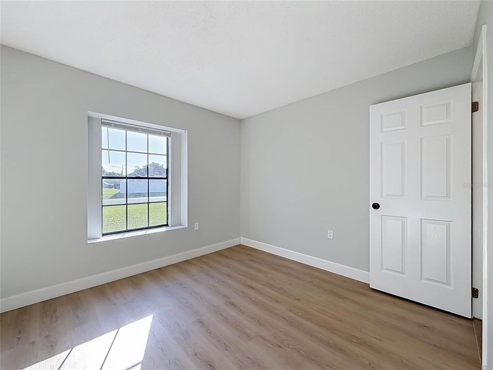 For Sale: $369,000 (3 beds, 2 baths, 1502 Square Feet)