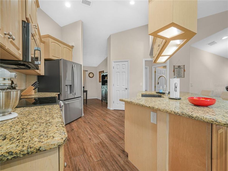 For Sale: $469,900 (4 beds, 2 baths, 2220 Square Feet)