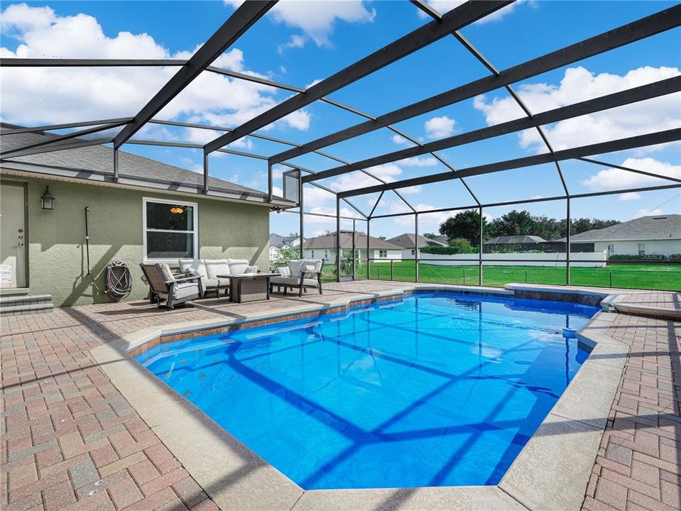 For Sale: $469,900 (4 beds, 2 baths, 2220 Square Feet)