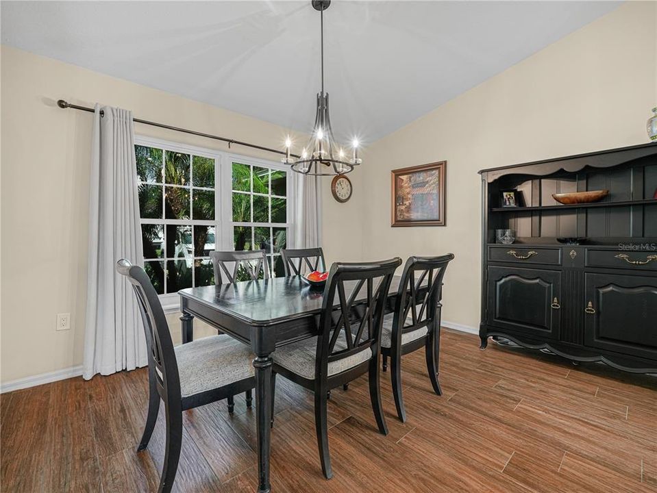 For Sale: $469,900 (4 beds, 2 baths, 2220 Square Feet)