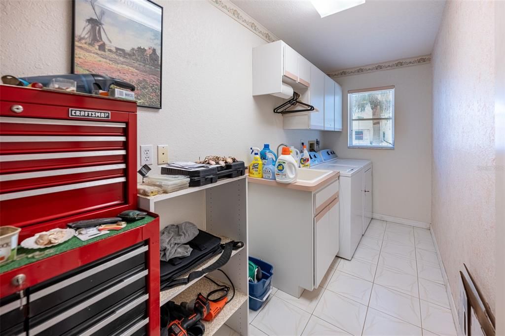 В аренду: $1,800 (3 спален, 2 ванн, 2444 Квадратных фут)