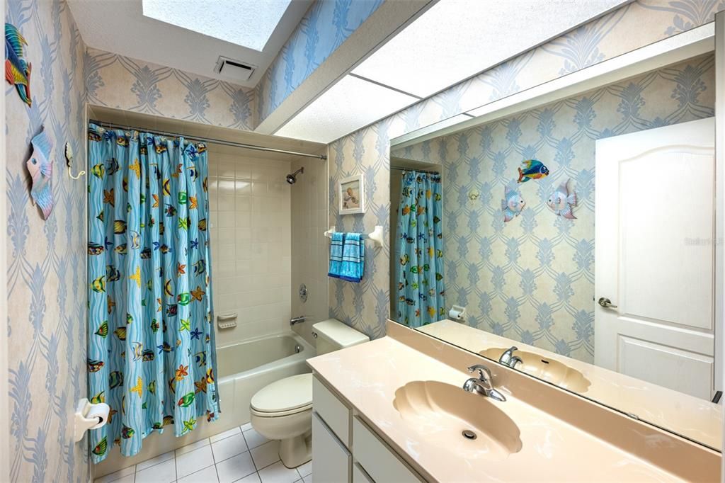 В аренду: $1,800 (3 спален, 2 ванн, 2444 Квадратных фут)
