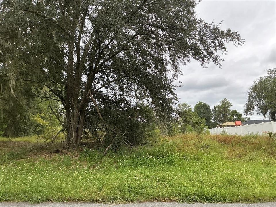 En Venta: $45,000 (0.24 acres)