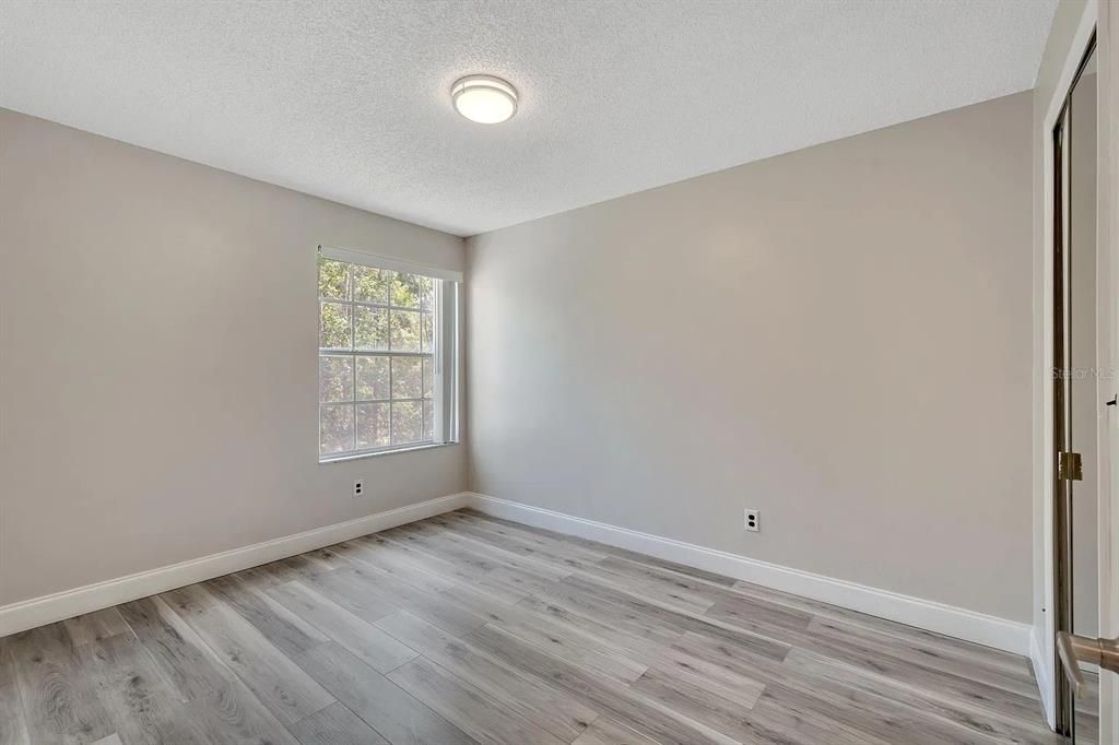 В аренду: $1,900 (3 спален, 2 ванн, 1220 Квадратных фут)