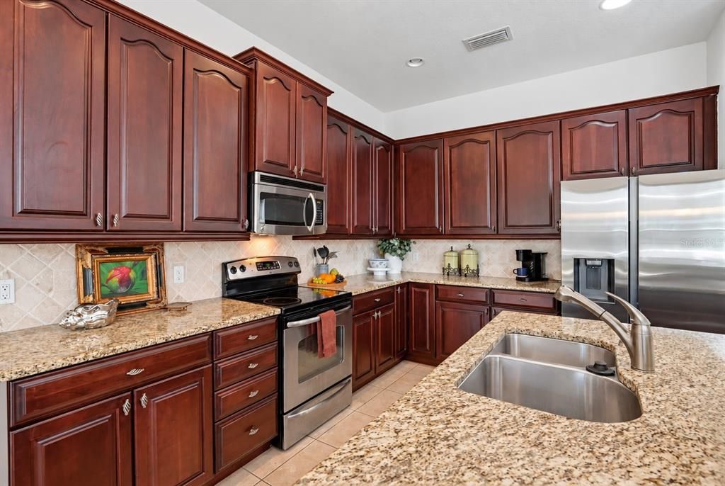 На продажу: $519,900 (4 спален, 3 ванн, 2909 Квадратных фут)