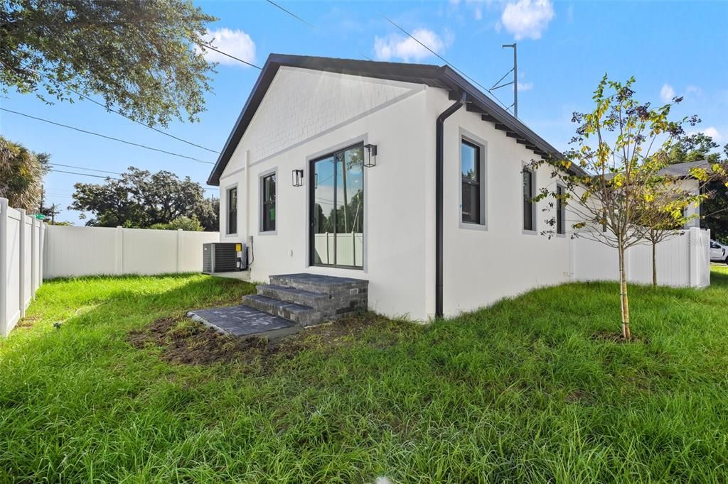 На продажу: $535,000 (3 спален, 2 ванн, 1662 Квадратных фут)