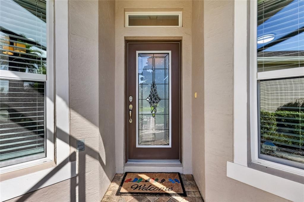 For Sale: $350,000 (3 beds, 2 baths, 1707 Square Feet)