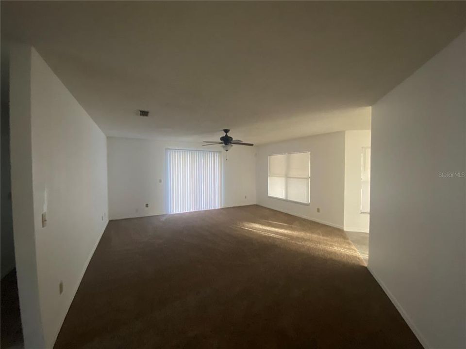 В аренду: $1,895 (3 спален, 2 ванн, 1418 Квадратных фут)